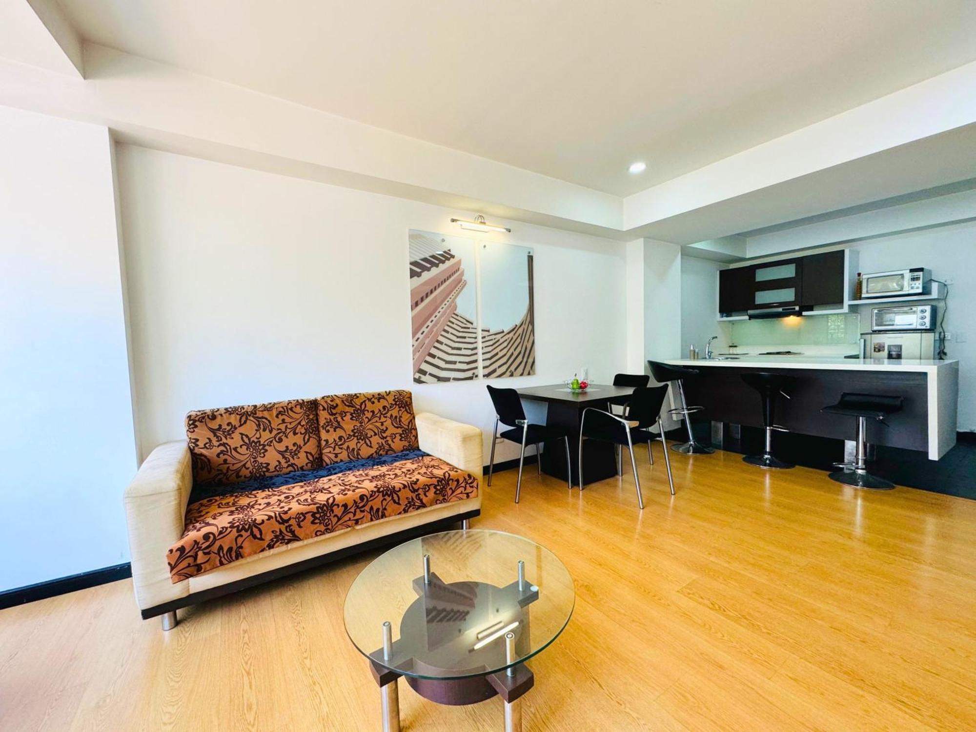 Aparta Suite Continental Богота Экстерьер фото